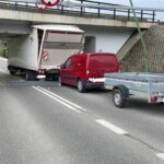 W „solówkę” wiozącą wiadukt uderzył kierowca Berlingo