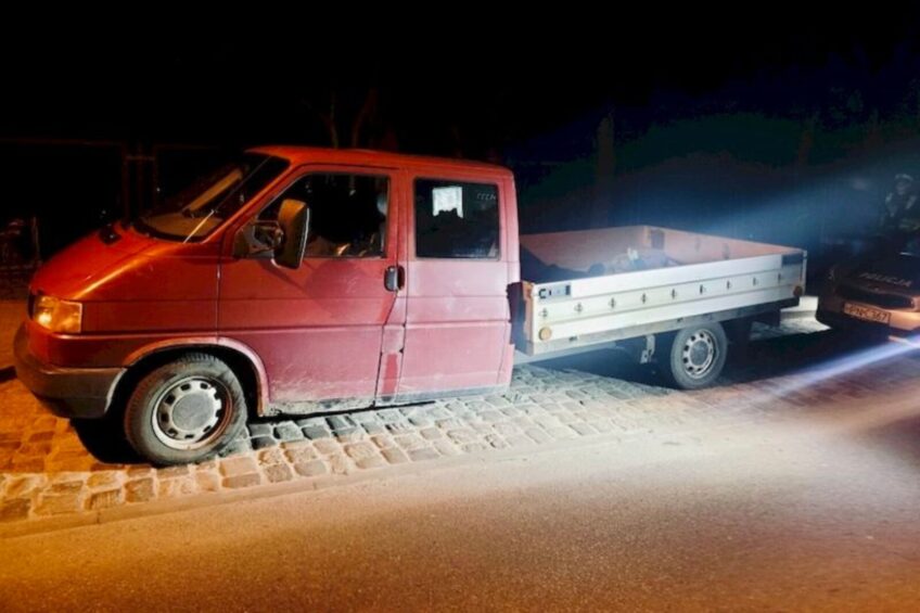 Złamany Volkswagen T4. A miał nie klękać na robocie