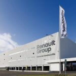 Elektryczny następca Trafica z fabryki w Sandouville w 2026 roku