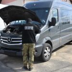 Podrobiony VIN a skrzynia trefna - Sprinter wpadł w Hrebennem