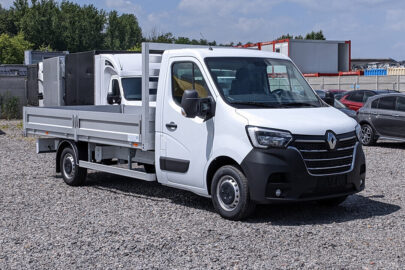 Pickup czy skrzynia – które auto lepsze na budowę?