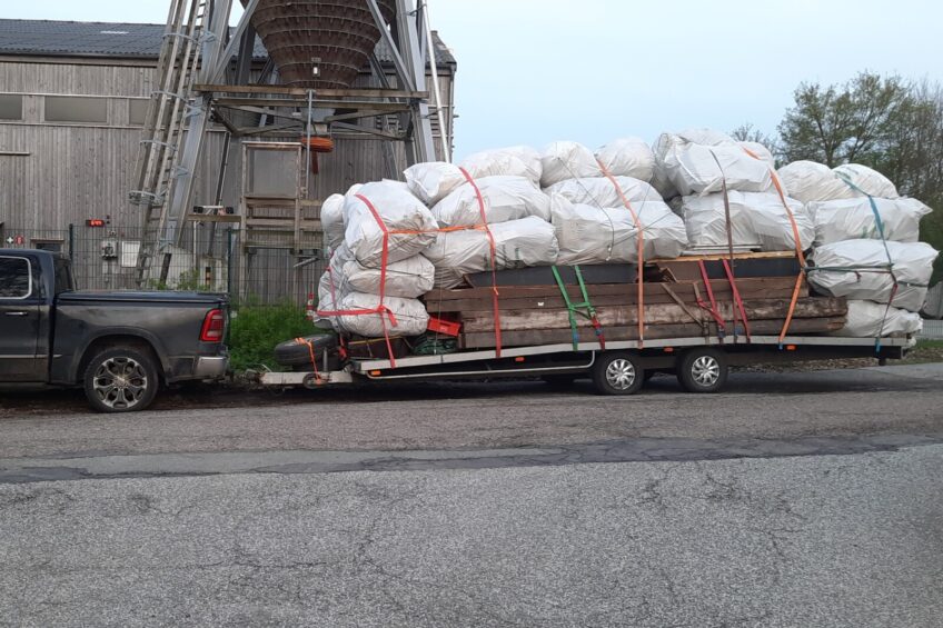 Transport niczym w Afryce – RAM i przyciężka przyczepa