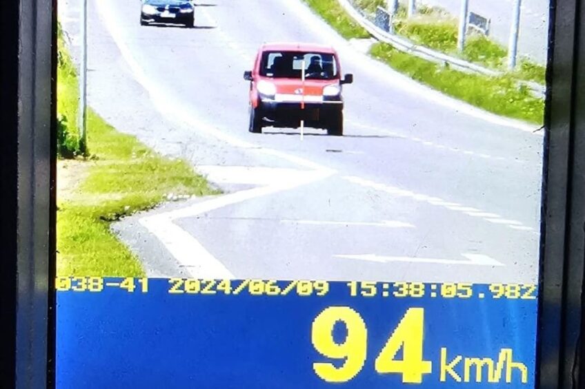 Jechał za szybko. Nietrzeźwy kierowca Fiorino z zakazem