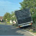 Zjechał na pobocze i zaległ w kurniku. Niemcy nie mogli go obudzić
