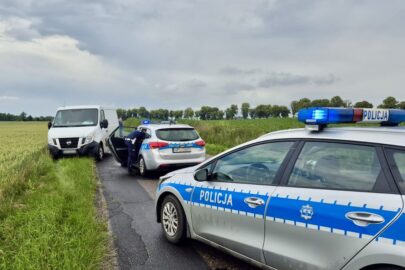 Zostawił kluczyki w stacyjce busa. Wykorzystał to 36-latek po „amfie”