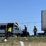 Tragiczny finał najechania Sprintera na naczepę. Nie żyją 2 osoby