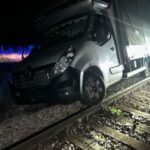 Amfetamina i wstrzymane pociągi. Busiarz wyszedł za poręczeniem