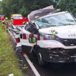 Na DK 46 w trakcie nawałnicy konar przygniótł dokę drogowców