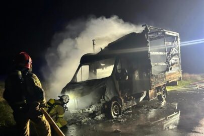 Pożar busa pod Gostyninem. Zaczęło się od komory silnika