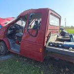 "LT-ek" wypadł z drogi. Kierowca pijany i bez uprawnień