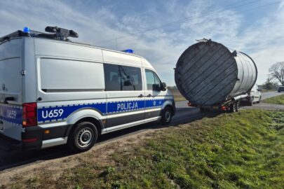 Gabaryt „poszedł” za dnia. Kierowca Citroena Jumpy ukarany