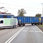 Kierowca Craftera zignorował znak B-20. Poniósł konsekwencje