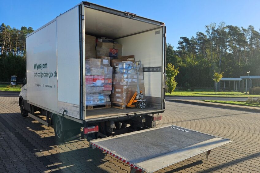 Rekordzista ważył ponad 8000 kg. Przy 3500 kg DMC oczywiście