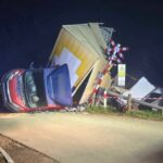 Wjechał Boxerem na tory wprost pod pociąg. W tle alimenty