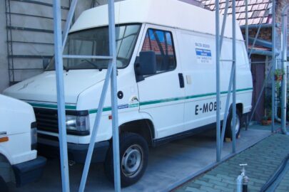 Peugeot J5 électrique na sprzedaż. Niewielka cena i zasięg