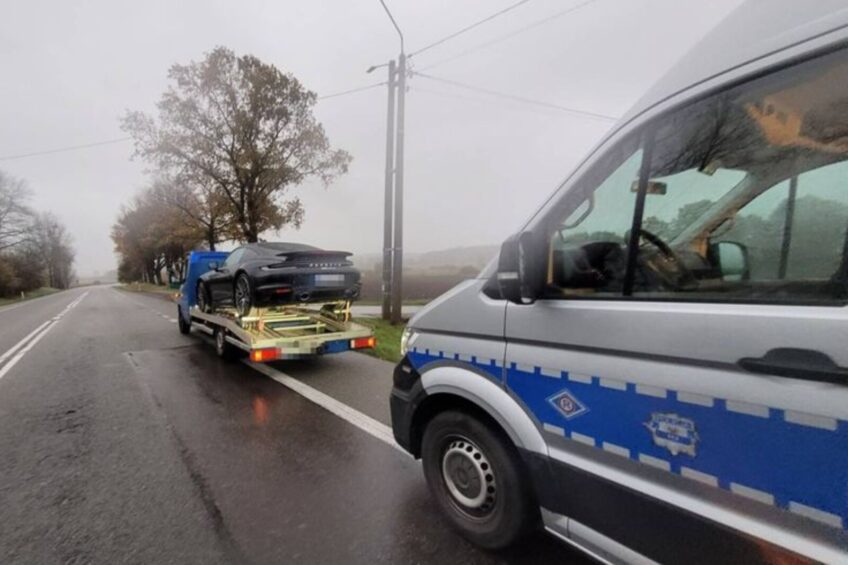 „Prosiak” na Sprinterze – kierowca autolawety aresztowany