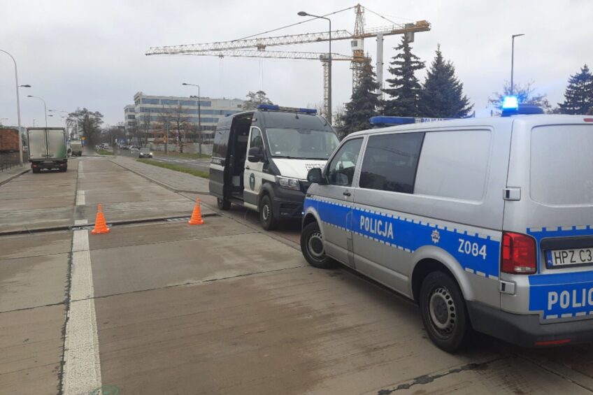 Bus przeładowany a obcokrajowiec bez uprawnień