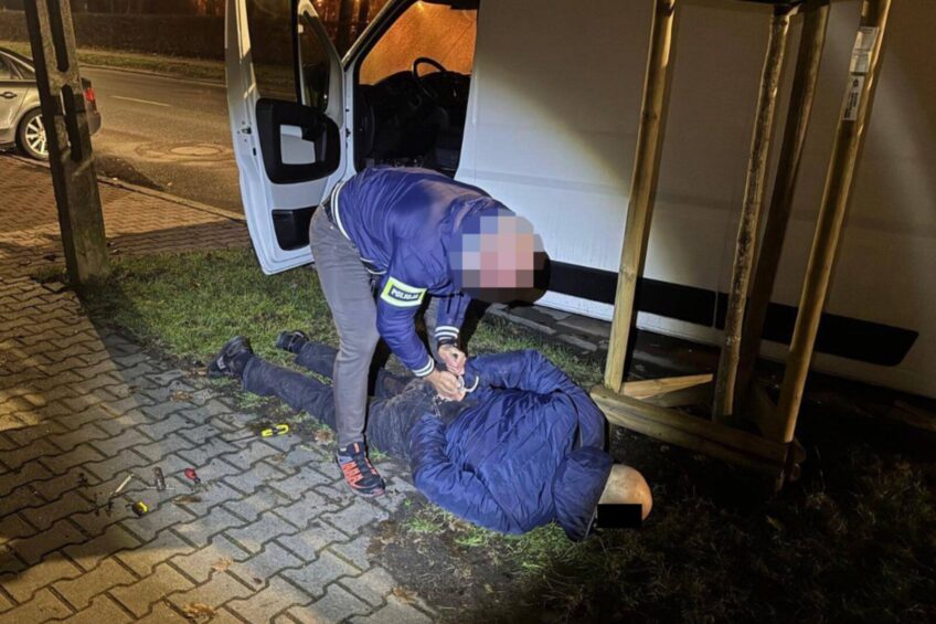 Specjalizowali się w busach – wpadli przy próbie kradzieży Jumpera