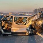 Na S17 Daily zmiażdżyło stojącego na marginesie minibusa