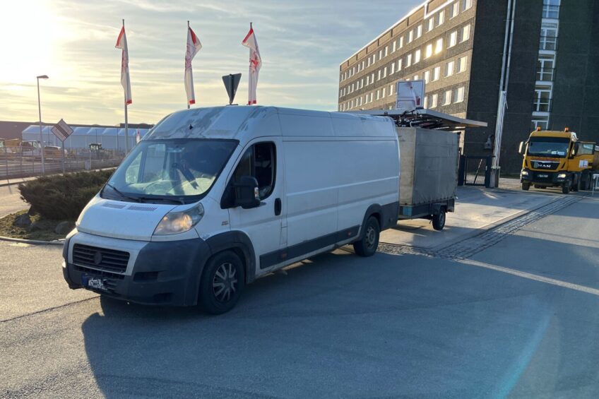 Przyczepa lekka tylko z nazwy. Kierowca Ducato z wysoką grzywną