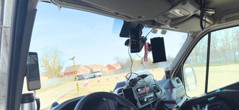 4 smartfony i tablet - polska międzynarodówka zatrzymana w UK