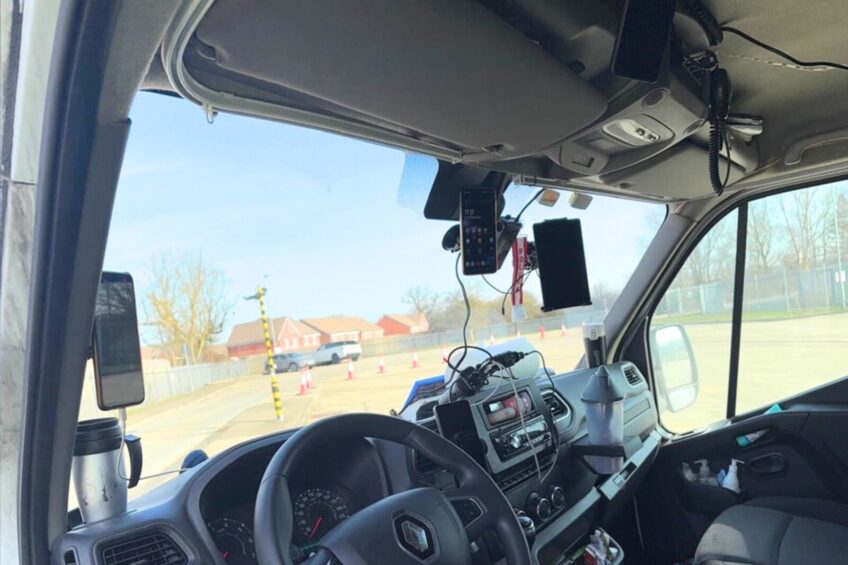 4 smartfony i tablet – polska „międzynarodówka” zatrzymana w UK