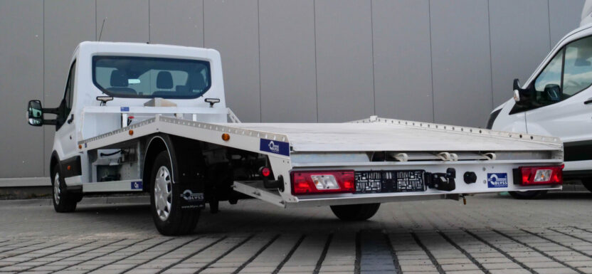 Ford Pro Convector - zabudowy nie tylko na dużym Transicie