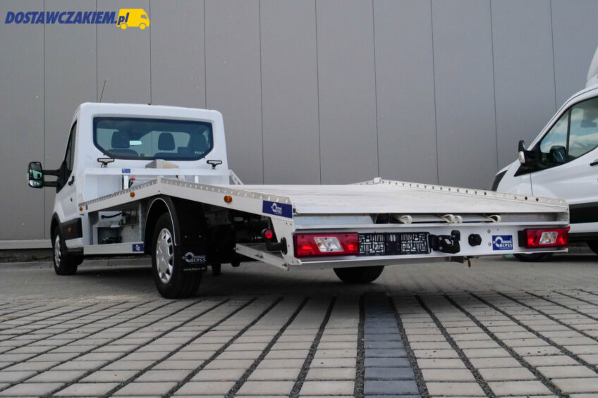 Ford Pro Convertor – zabudowy nie tylko na „dużym” Transicie