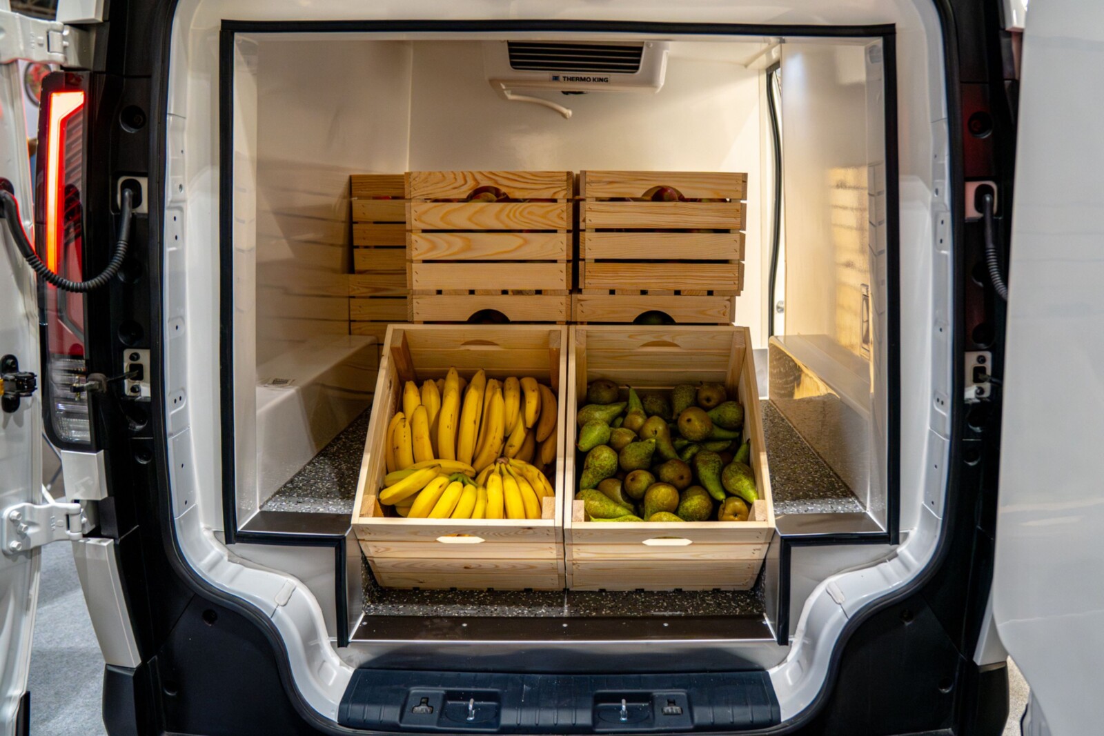 Kia PV5 z zabudową izotermiczną Gruau – premiera na WorldFood Poland 2026