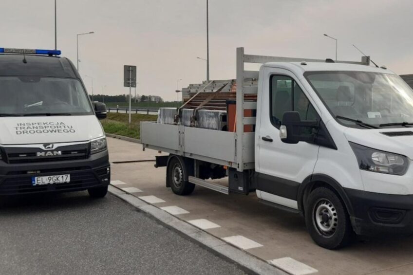 Transit nie zmieścił się w DMC. Kierowca stanie przed sądem