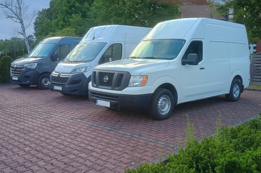 Nissan NV2500 – amerykański van napotkany przez Damiana