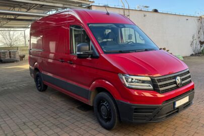 VW Crafter i problemy z hakiem holowniczym. Importer potwierdza