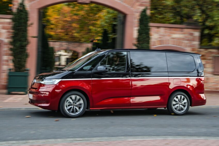 VW Multivan z 8. fotelami – start produkcji w II połowie 2025 roku