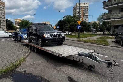 „Tylko na chwilę” – zostawił lawetę na ulicy zaraz za skrzyżowaniem