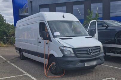 Przeładowany polskim piwem Sprinter zatrzymany na brytyjskiej M6