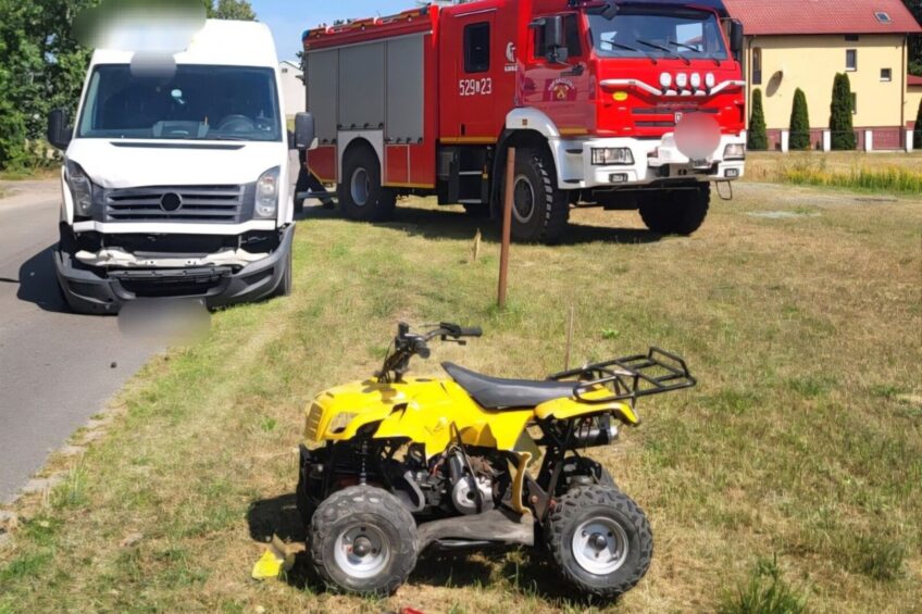6-latek na quadzie wjechał pod VW Craftera. Jest w stanie ciężkim