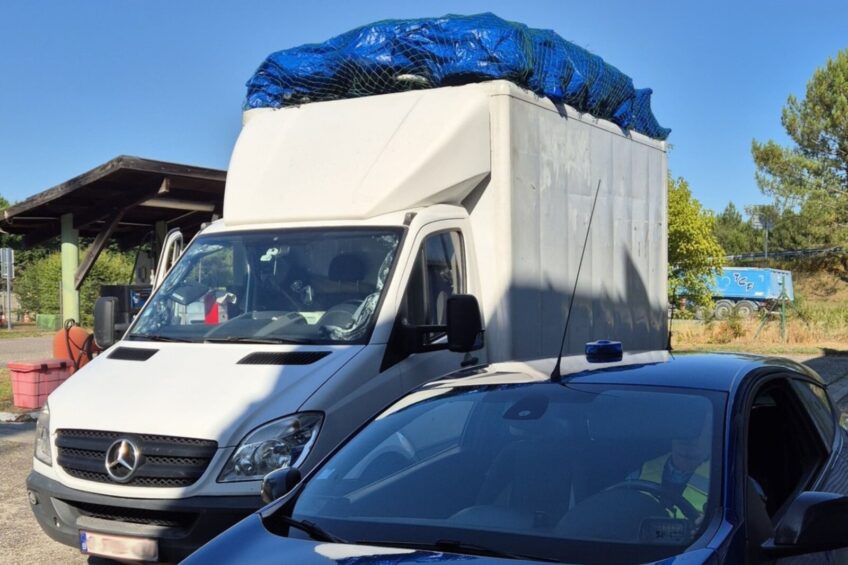 Tak się pakuje na wakacje! Belgijski Sprinter wpadł we Francji