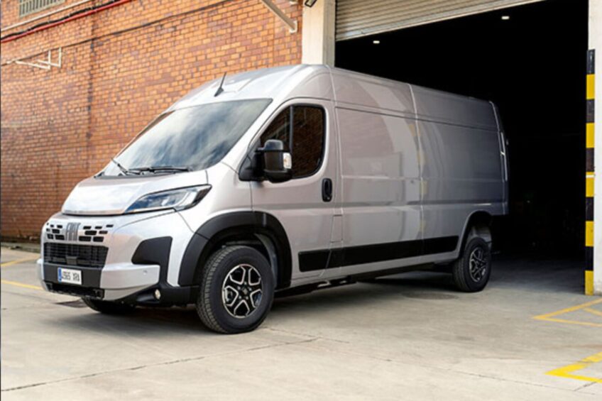 Jak obliczyć ratę leasingu lub wynajmu auta? Praktyczny kalkulator w zasięgu ręki