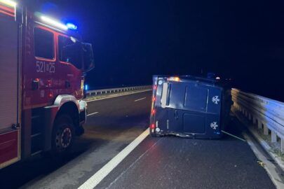 Jeleń na autostradzie A4 – doszło do zderzenia ze Sprinterem