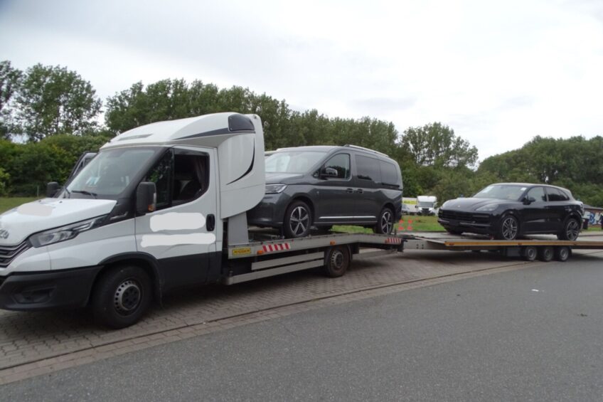 Polski zespół pojazdów ściągnięty na A20. Problemem nacisk na oś