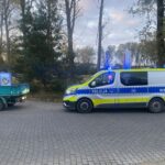 Lepszy cwaniak. Wjechał T4 do lasu próbując uniknąć kontroli