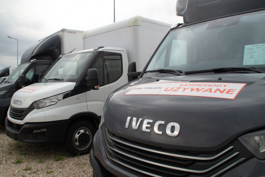 Na co zwrócić uwagę przy zakupie używanego auta dostawczego? Przewodnik dla przedsiębiorcy