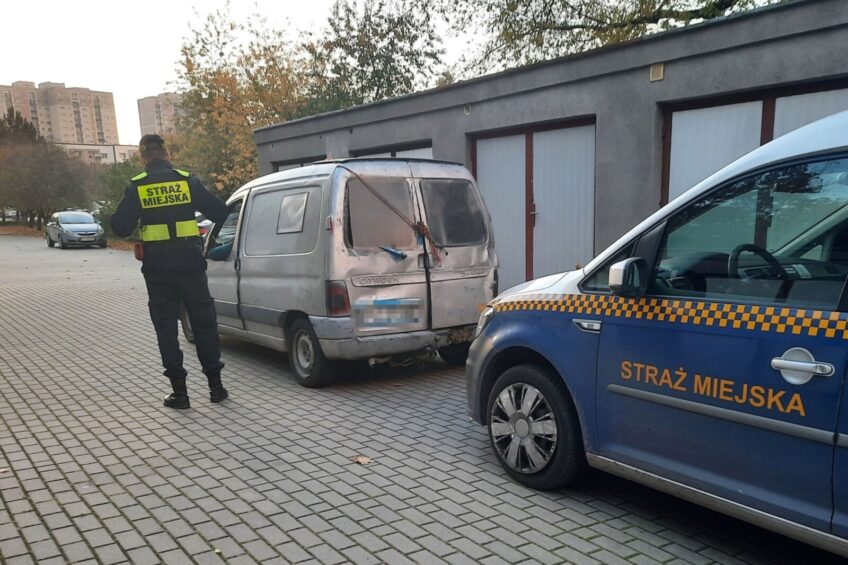 Pomysłowy Dobromir z Poznania. Mandat przewyższył cenę Berlingo