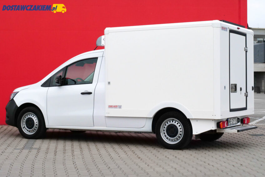 Test: Renault Kangoo III – platforma pod izotermę z agregatem