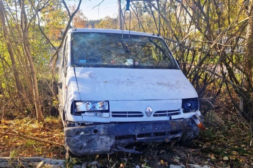 Wypadł Masterem z drogi i uszkodził 5 aut. Pobrano od niego krew