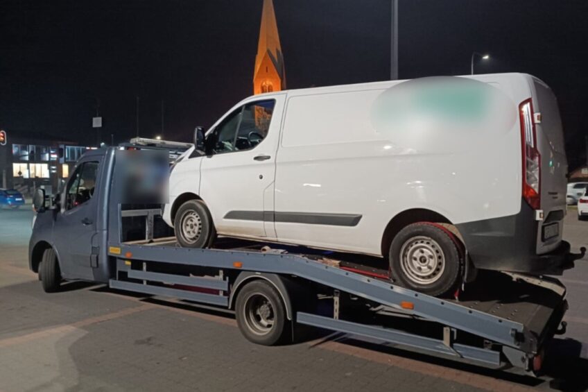 „Bliźniaki” nie pomogły. Pomoc drogowa o ładowności 860 kg