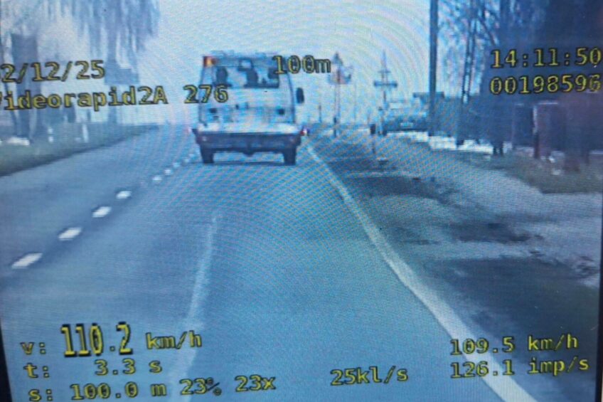 Laweciarz-recydywista. Dostał 3000 zł mandatu i stracił też prawo jazdy