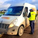 Policja kontrolowała kurierskie busy - 45 zatrzymanych dowodów