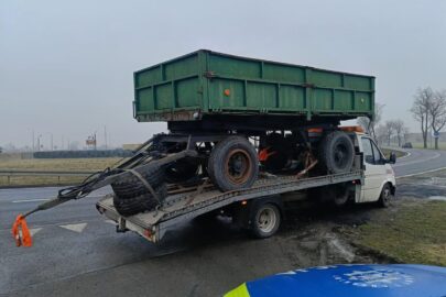 Może ten Transit i był przeciążony, ale za to miał łyse opony