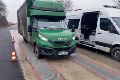 Czeskie kontrole wagowe busów a wśród nich Masterka z Polski